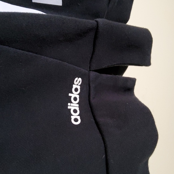 Adidas black long sleeves boy's sweat shirt Size M - Picture 2 of 7